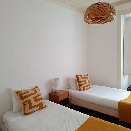 Vintage Near Chiado Apartment Lisbon