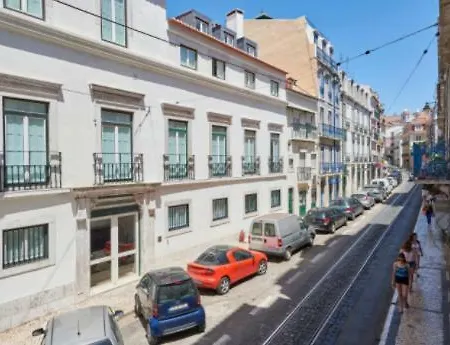 Apartment Stunning Near Chiado Lisbon