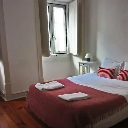 Vintage Near Chiado *